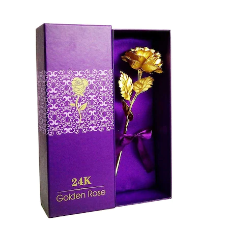 Trandafir auriu suflat cu aur 24k, realizat din material plastic cu reflexii si aspect de diamant,ambalat in cutie eleganta. [6]
