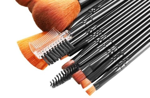 Trusa cosmetica cu 12 pensule profesionale pentru machiaj complet, peri sintetici moi si suport de depozitare [4]