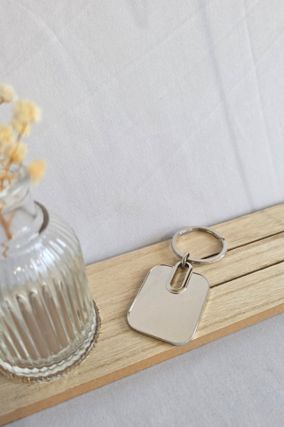 Breloc metalic dreptunghiular argintiu, design elegant, 8.8 x 3.7 x 0.4 cm, cutie inclusa [3]