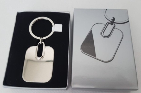 Breloc metalic dreptunghiular argintiu, design elegant, 8.8 x 3.7 x 0.4 cm, cutie inclusa [1]