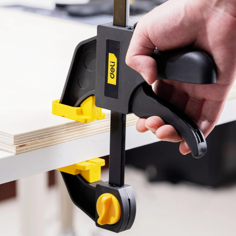 Menghina tamplarie, otel/cauciuc, 150 mm, prindere rapida, usor de utilizat, negru/galben [4]