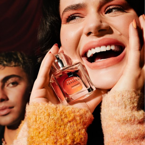 Apa de parfum Perfect Nonsense Peppery Peaches 50 ml si card multifunctional de supravietuire, otel inoxidabil [9]