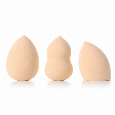 COSMETICE - Set bureti machiaj, 3 bucati, forme diferite, tip beauty blender, pentru aplicarea uniforma a fondului de ten si corectorului, bej