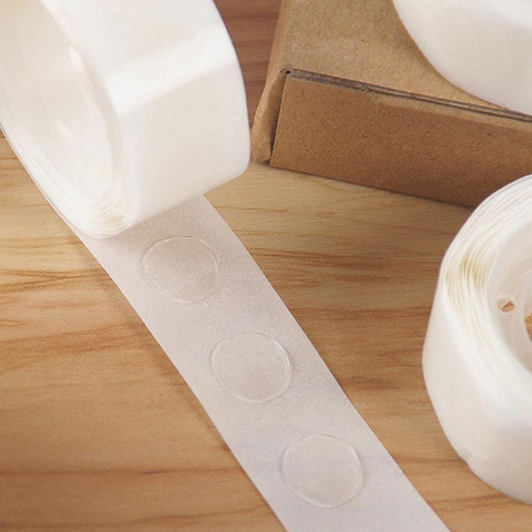 Banda dublu adeziva, 100 buline, pentru lipirea baloanelor, diametru bulina 1.2 cm, diverse suprafete, transparenta [4]