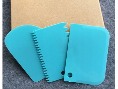 Set 3 spatule pentru decorat si ornat prajituri, torturi, plastic, 12 cm, albastru [15]