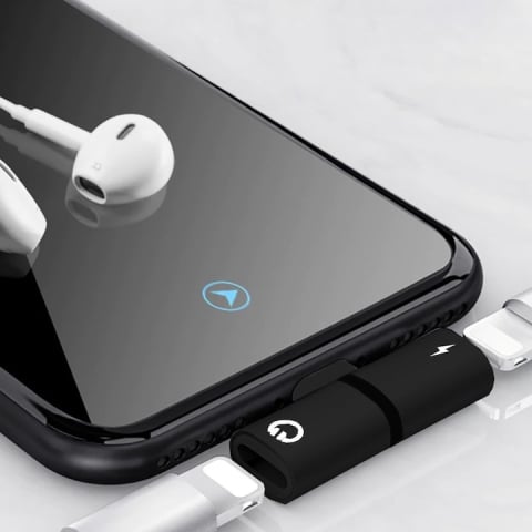 Adaptor Lightning cu 2 intrari pentru iPhone, incarcare + audio simultan, compatibil modele 7–X, compact si rezistent, negru [8]