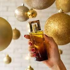 Apă de parfum Avon Attraction Awaken pentru femei, 50 ml – floral-fructată cu note de mandarină, trandafir și mosc, parfum proaspăt și energizant [3]