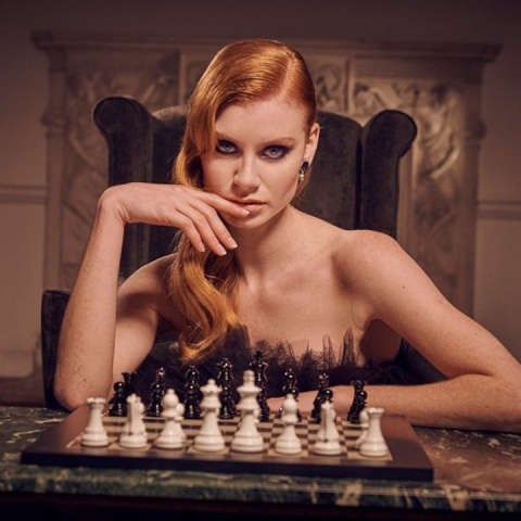 Apă de parfum Avon Attraction Game pentru femei, 50 ml – oriental-fructată cu note de cireșe negre, ciocolată și mosc, parfum intens și captivant [3]