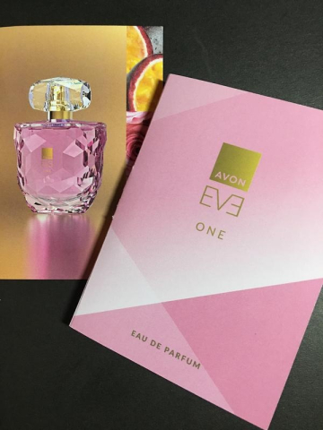 Apa de parfum Avon Eve One 50 ml – floral, fructata, pentru femei, cu note luminoase de para, iasomie si lemn de santal, ideala pentru femeia moderna si sigura pe sine [2]