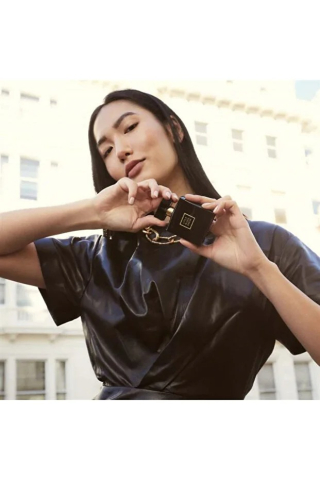 Apă de parfum Avon Little Black Dress 50 ml – floral-orientală pentru femei, cu note de ciclamen, ylang-ylang și prune, ideală pentru eleganță și rafinament în orice ocazie [5]