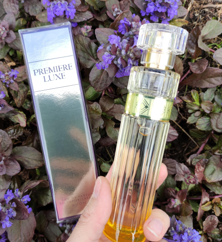 Apa de parfum Avon Premiere Luxe 50 ml – floral-chypre pentru femei, cu note de coacaz negru, magnolie si lemn de santal, ideala pentru seara si ocazii speciale [8]