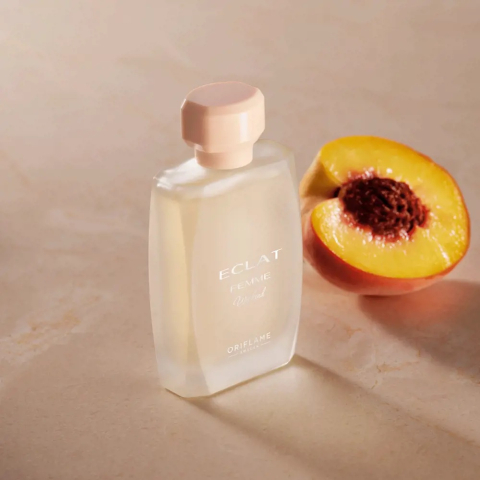 Apa de toaleta Eclat Femme Weekend 50 ml, aroma floral-fructata verde, proaspata si eleganta pentru femei [4]