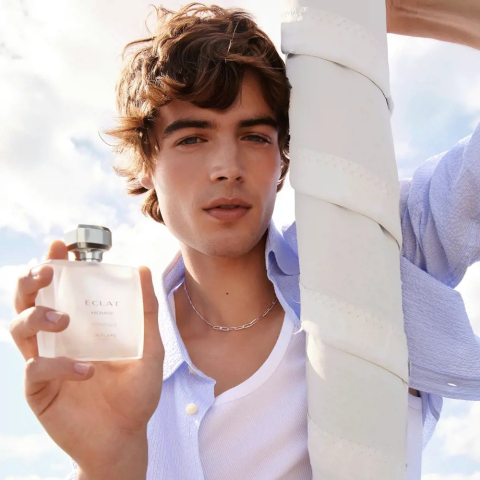 Apă de toaletă Oriflame Eclat Homme Weekend Azur 75 ml – eleganță masculină, prospețimea mării și rafinamentul Rivierei franceze [1]