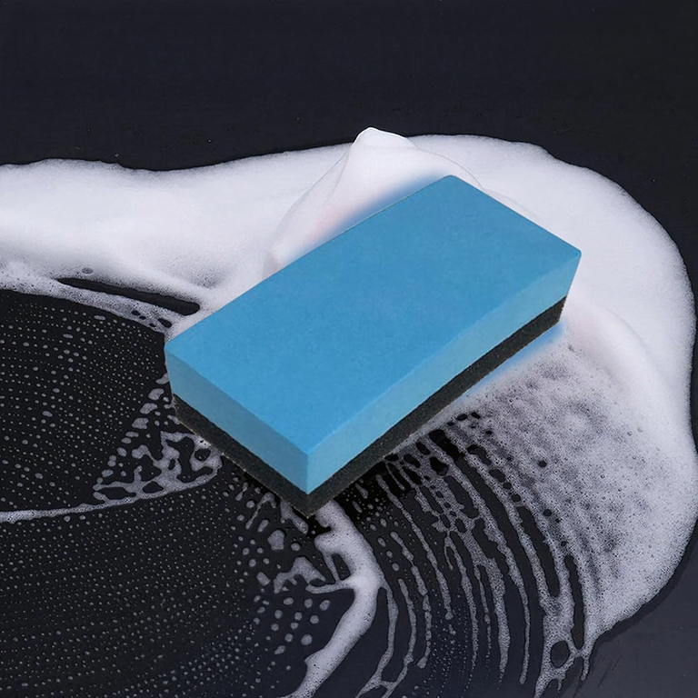 Aplicator detailing tip cub pentru acoperiri ceramice si ceara, 6,7 x 2,7 x 1,2 cm, burete cu strat din spuma fina, albastru/negru [1]