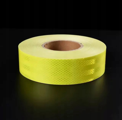 Banda Reflectorizanta Autoadeziva Verde Fluorescent, 10 m x 5 cm, Reflectie Puternica, Rezistenta la Intemperii, pentru Marcaj, Semnalizare si Siguranta [4]