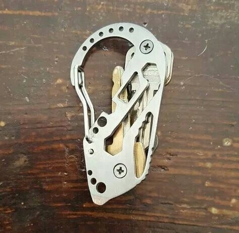 Breloc carabiniera multifunctionala organizator chei, multitool din otel inoxidabil cu surubelnita, deschizator sticle si cheie fixa [7]