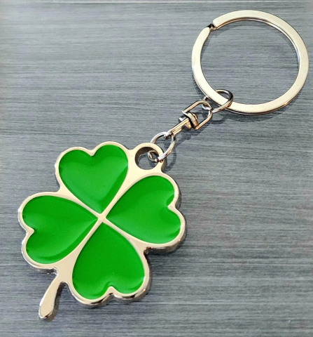 Breloc in forma de trifoi cu 4 foi, metalic, simbol noroc, 4 cm, verde [8]