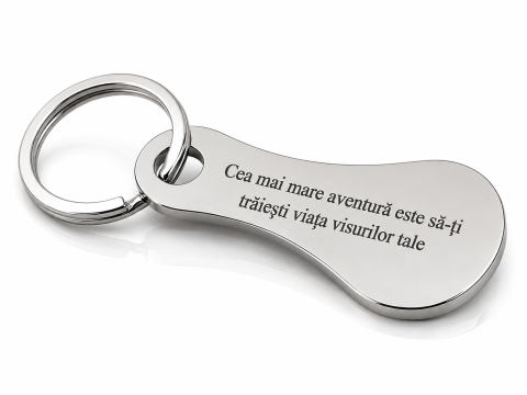 Breloc metalic gravat "Cea mai mare aventura este sa-ti traiesti viata visurilor tale", cu mesaj motivational, argintiu, accesoriu pentru chei, rucsac si geanta [3]