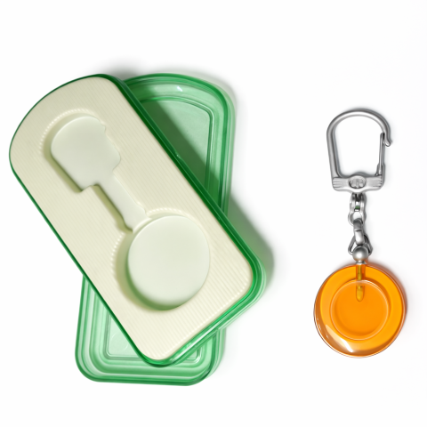 CASA & GRADINA - Breloc pentru chei rotund, finisaj sablat, cu carabina metalica si cutie plastic inclusa, 10 x 4 cm