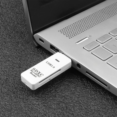 Cititor de carduri 2in1 pentru SDXC si microSDXC, indicator LED, viteza transfer 2.0 - Alb [1]