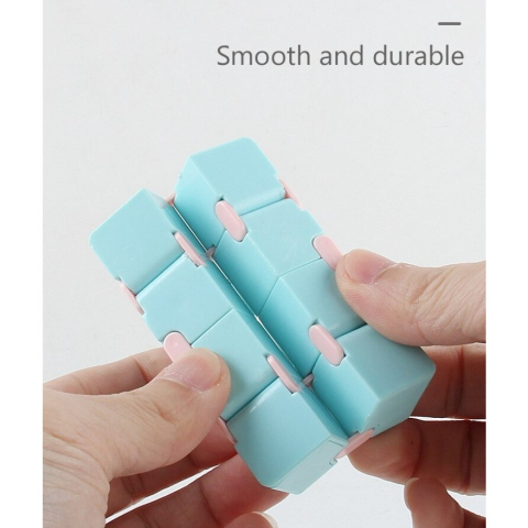 Cub antistres albastru roz 4 x 4 x 4 cm, fidget Infinity Cube pliabil din ABS [3]