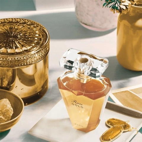 Cutie cadou Love Forever cu 12 trandafiri de sapun si apa de parfum Avon Rare Gold pentru femei 50 ml, parfum floral-oriental ambrat, cadou elegant si rafinat [7]