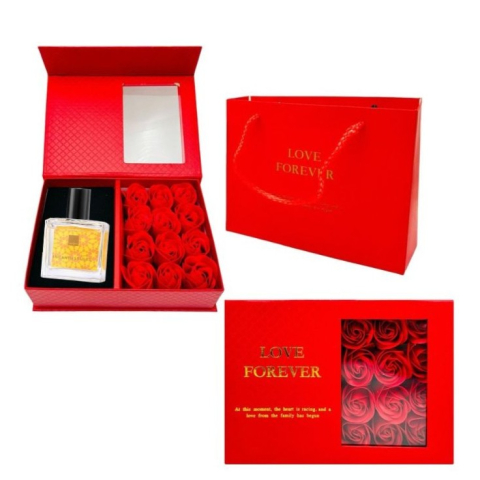 Parfumuri femei - Cutie cadou Love Forever cu 12 trandafiri de sapun si apa de toaleta Avon Incandessence pentru femei 30 ml, cadou elegant si rafinat