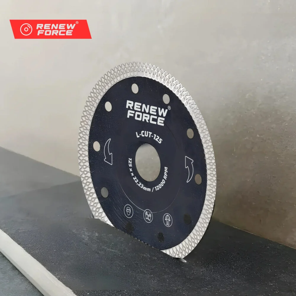Disc diamantat continuu pentru portelan, ceramica, sticla si materiale compozite, 125 mm, grosime 1.4 mm, alezaj 22.2 mm [3]