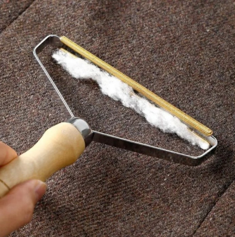 Dispozitiv manual pentru indepartarea scamelor de pe haine si tapiterii, lama metalica, maner ergonomic, 16.5 cm [6]