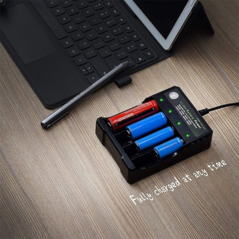 Incarcator de acumulatori Li-ion 18650, pentru 4 baterii, alimentare USB - Negru [2]