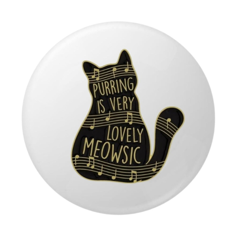 PAPETARIE & BIROTICA - Insigna rotunda cu pisica si mesaj Purring is very lovely meowsic, 58 mm, prindere cu ac metalic