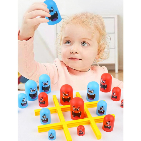 Joc de strategie Tic Tac Toe Gobble (X si 0), 18 piese, joc de societate pentru 2 jucatori, copii 3+ ani, plastic [1]