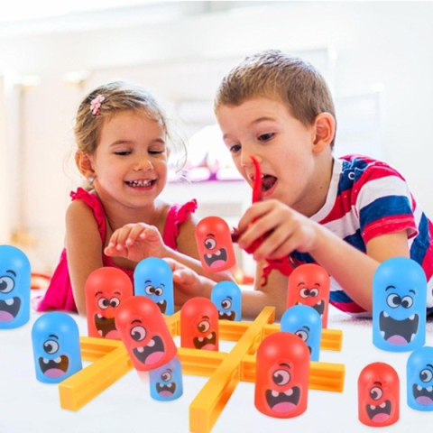 Joc Interactiv Tic Tac Toe Gobble, 18 Piese, 2 Jucatori, Joc Educativ de Strategie si Logica pentru Copii +3 Ani, 21.5 x 4 x 10 cm, Albastru/Rosu [3]