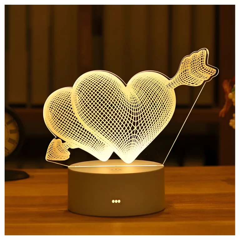 Lampa decorativa alba 17 x 11.3 cm, efect 3D cu inimioare si sageata, baza 9.5 cm, control tactil [6]