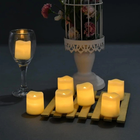 Lumanare decorativa LED ivoire 3.9 x 3.6 cm, iluminare galbena tip flacara, 2 baterii LR1130 AG10 incluse, pentru ambient interior, masa si sarbatori [4]
