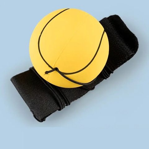 Minge pentru reflexe galbena 6 x 6 x 6 cm, cu bratara pentru incheietura si cordon elastic [2]