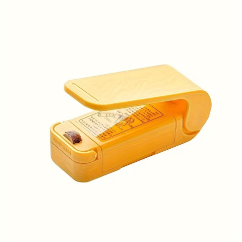 Mini aparat pentru sigilat pungi alimentare, etansare termica rapida, portabil cu spate magnetic, alimentare baterii AA, pentru pastrarea prospetimii alimentelor, galben, 9.7 x 3 cm [3]