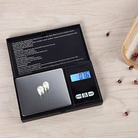 Mini cantar electronic de buzunar pentru bijuterii, capacitate 500 g, precizie 0.1 g, afisaj LCD, carcasa de depozitare – instrument compact, precis si fiabil [3]
