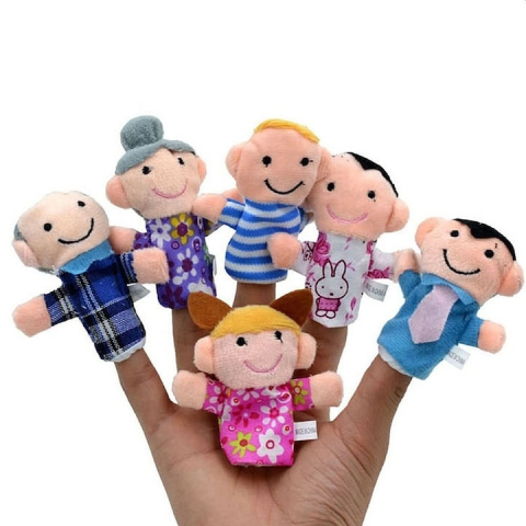 Papusi de deget familie, set 6 personaje textile, 8 x 8 cm, multicolor, pentru povesti si jocuri de rol [6]