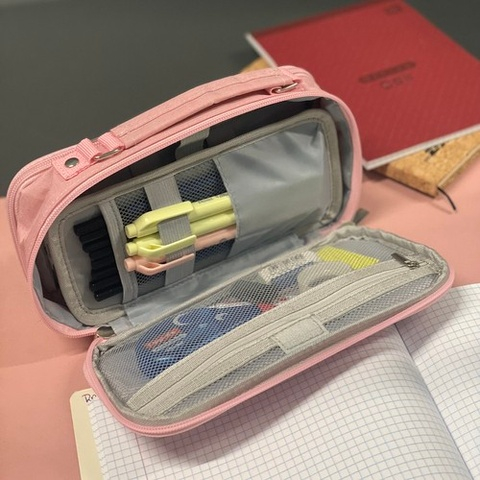 Penar scolar multifunctional cu organizare pe doua niveluri, buzunare interioare si suport pentru instrumente de scris, roz, 23 x 11 x 7 cm [8]