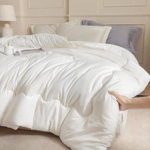 Pilota alba 200x220 cm pentru dormitor, 300 g/m², microfibra cu fibre siliconice, 4 anotimpuri, antialergica, reversibila, lavabila si compatibila cu uscator [3]