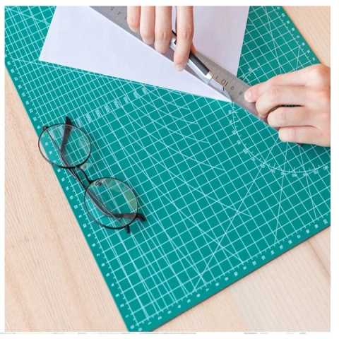 Placa pentru taiere precisa, modelare, fata-verso, cu auto-vindecare A3, 30 x 45 cm, scara clar vizibila, verde [4]