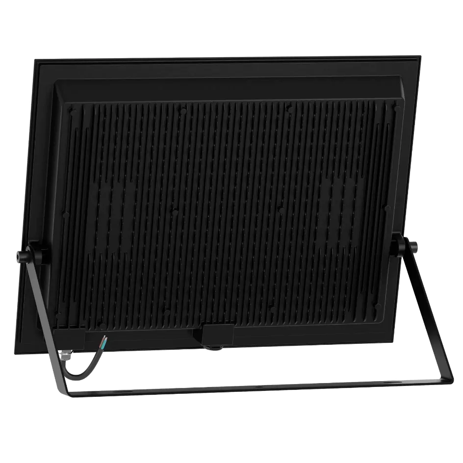 Proiector LED negru 355 x 260 x 35 mm, 300W, 27000 lm, lumina alba rece 6500K, IP66 [4]