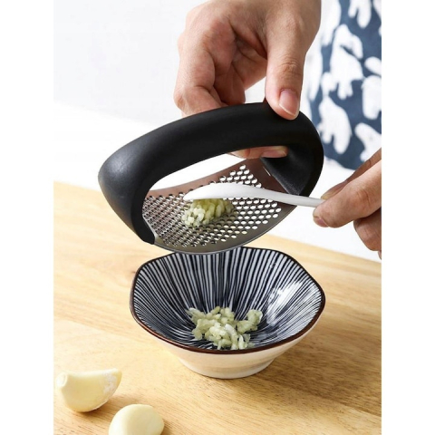 Razatoare pentru usturoi, otel inoxidabil cu maner din plastic, 7 x 10.5 x 5 cm [5]