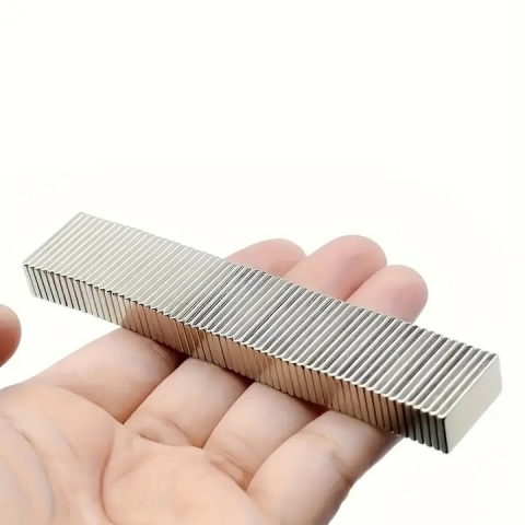 Set 10 magneti Neodim universali, diverse activitati, 10x5x2 mm - Patrat [4]