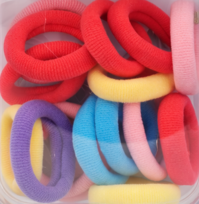 Set 18 elastice par 1.5 cm si 5 cleme 3 cm model iepuras, cutie organizator transparenta, multicolor [12]