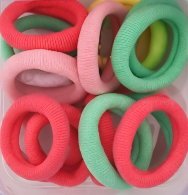 Set 18 elastice par 1.5 cm si 5 cleme mini model steluta, cutie organizator transparenta, multicolor [10]