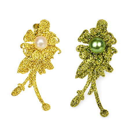 Accesorii par - Set 2 agrafe de par aurie si verde 5 x 2 cm, model floral metalizat, accesorii elegante pentru coafuri, prindere rezistenta