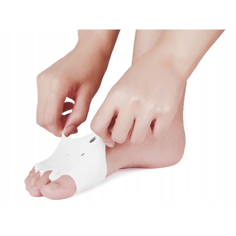 Set 2 separatoare din gel pentru degete de la picioare, suport corector pentru hallux valgus si suprapunere degete Descriere Acest set de 2 separatoare din gel pentru degete de la picioare este concep [1]