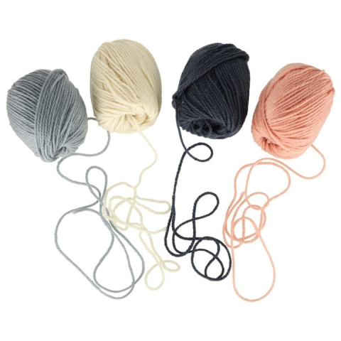 Set 4 ghemuri fire pentru crosetat si tricotat, 70% poliester si 30% acril, culori combinate crem–gri–negru–somon, 50 g/ghem, 60 m lungime, perfecte pentru proiecte DIY [1]